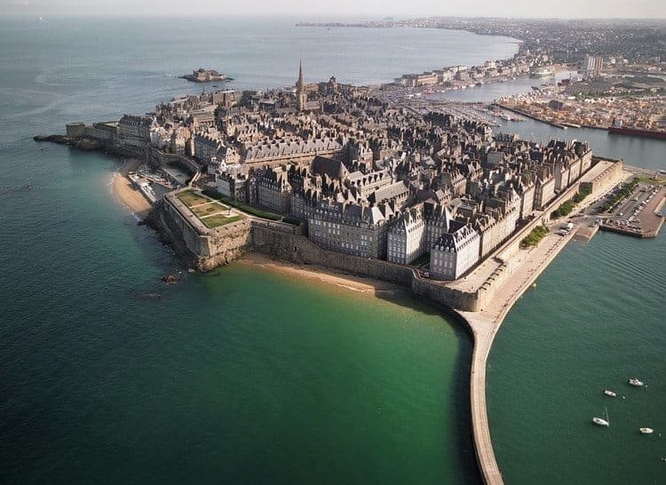 Saint-Malo – Home of the King’s Corsairs